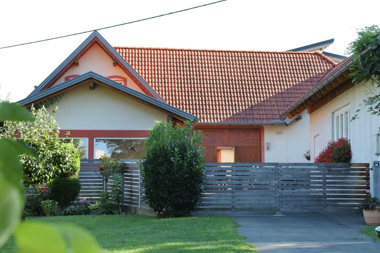 Ferienvierkanthof Brigitte Villa Unterbuch Exterior photo